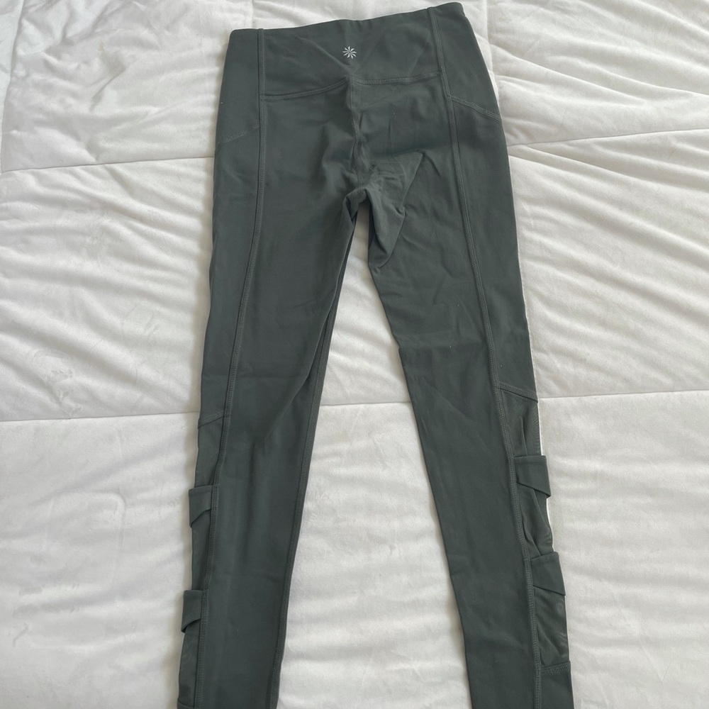 Athleta leggings. Size xs. Perfect condition